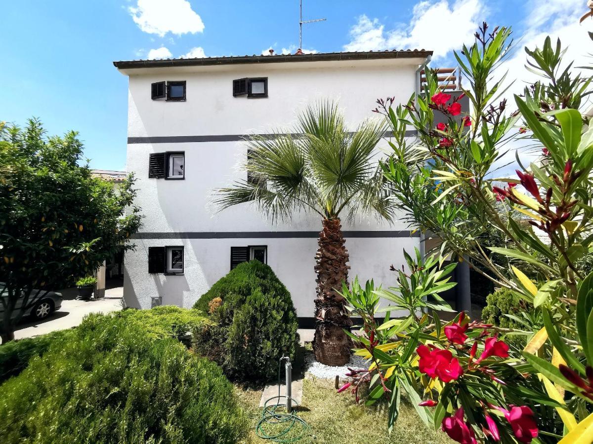 Apartmani Andrea PUY 외부 사진
